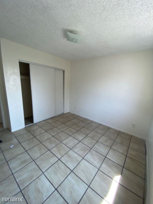 6633 Orchard Ave - Photo 3 of 11