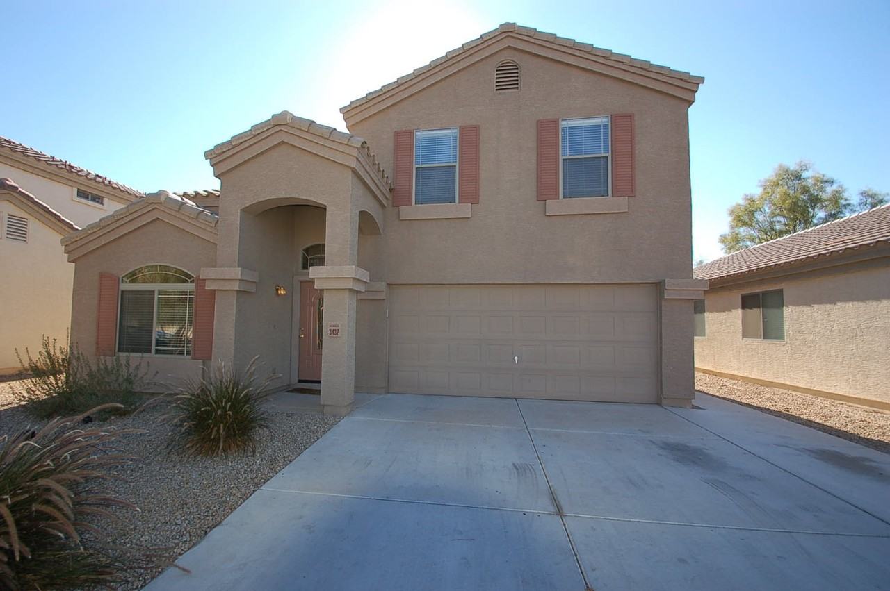 3437 W Wayland Dr - Photo 2 of 11