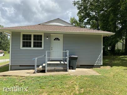 245 S Benedict Ave - Photo 3 of 6
