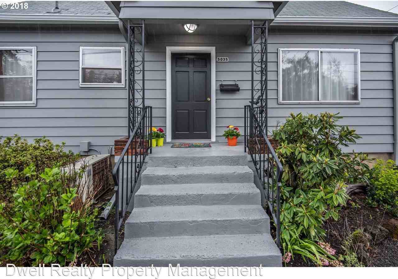 5035 Se Steele St - Photo 2 of 23