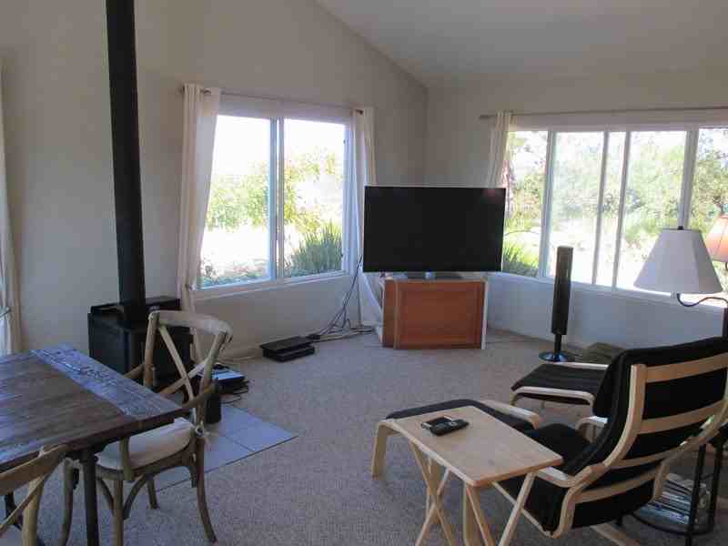 31153 Aquaduct Rd - Photo 3 of 13