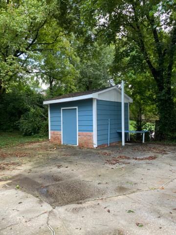 204 Wynn Ave - Photo 3 of 26