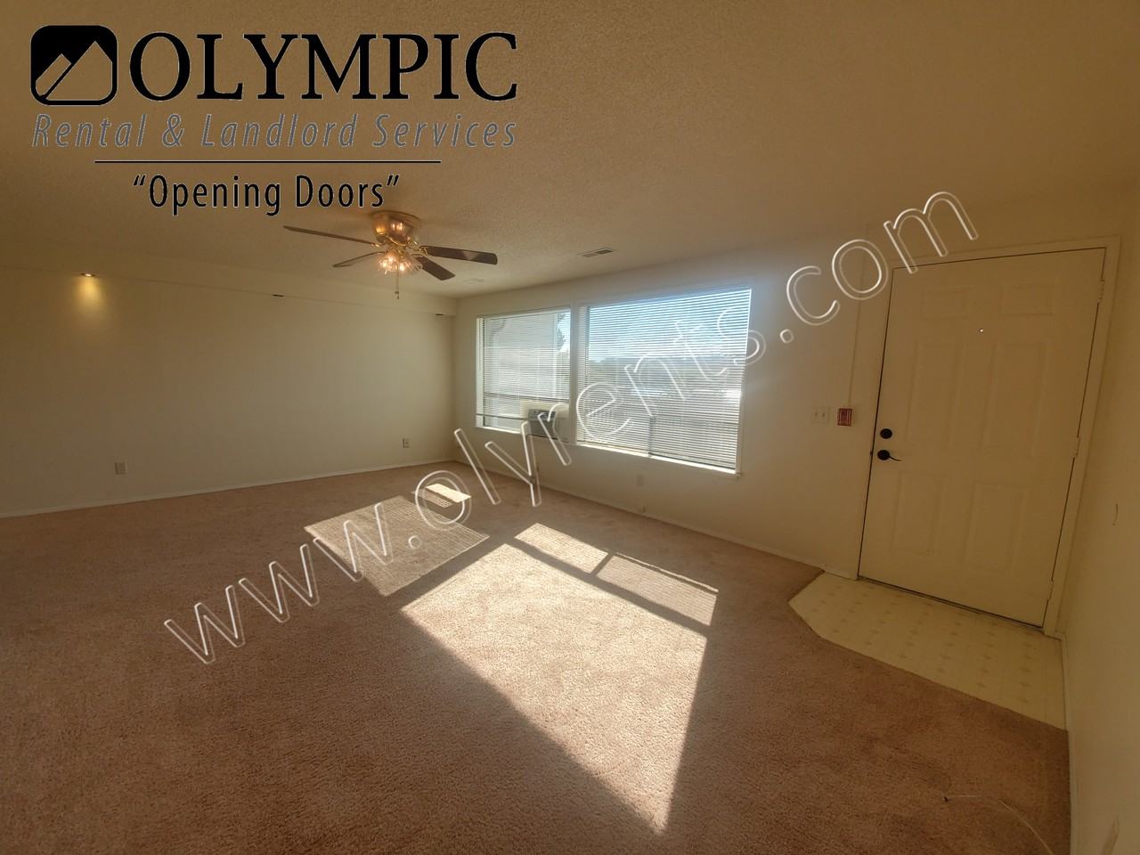 912 E Bay Dr Ne - Photo 3 of 16