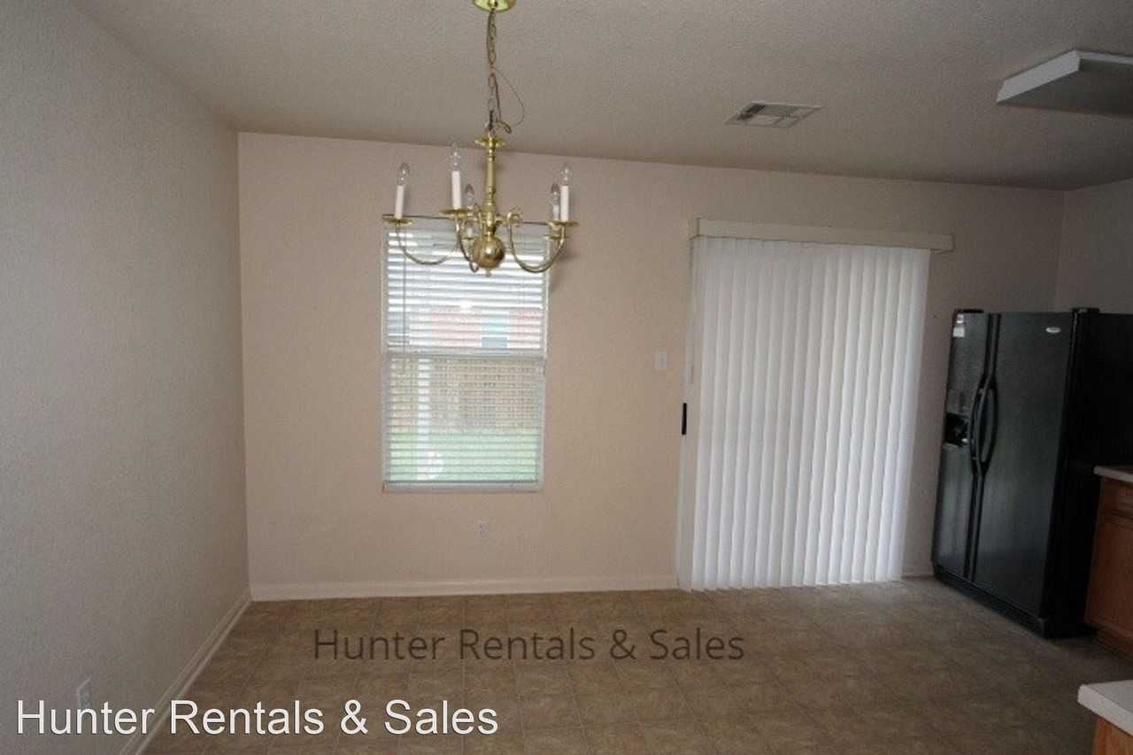 3405 Starfish Dr - Photo 2 of 8