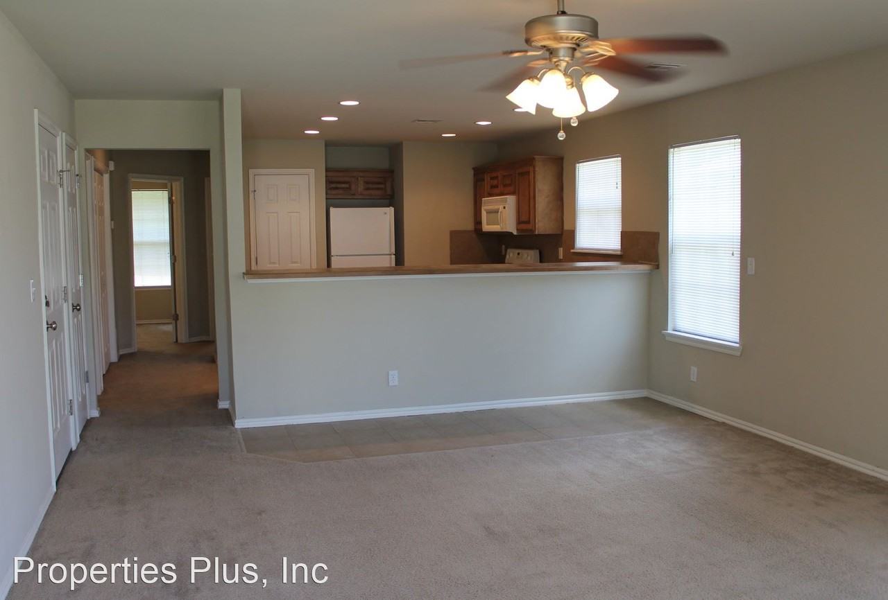3072/3074 Spring Street - Photo 2 of 10