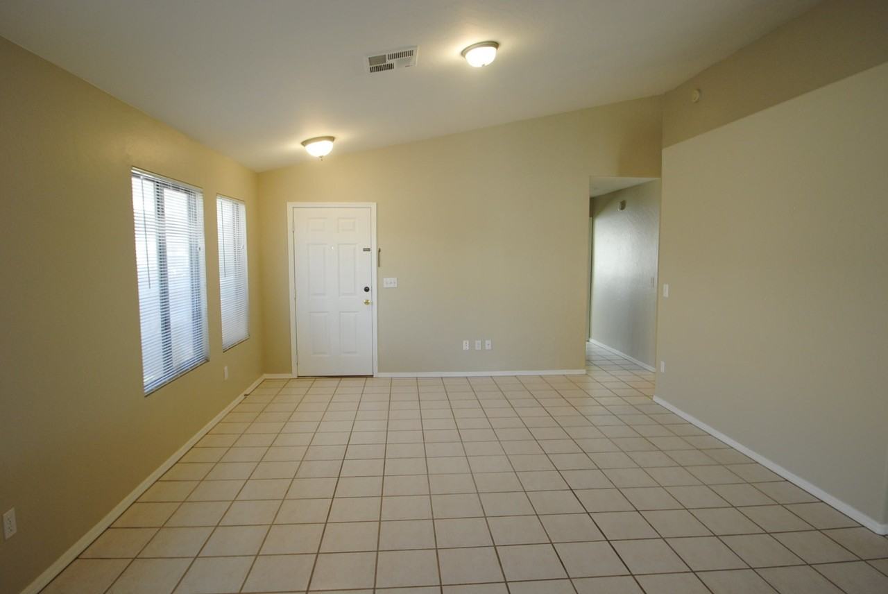 2012 E Saratoga St - Photo 2 of 12