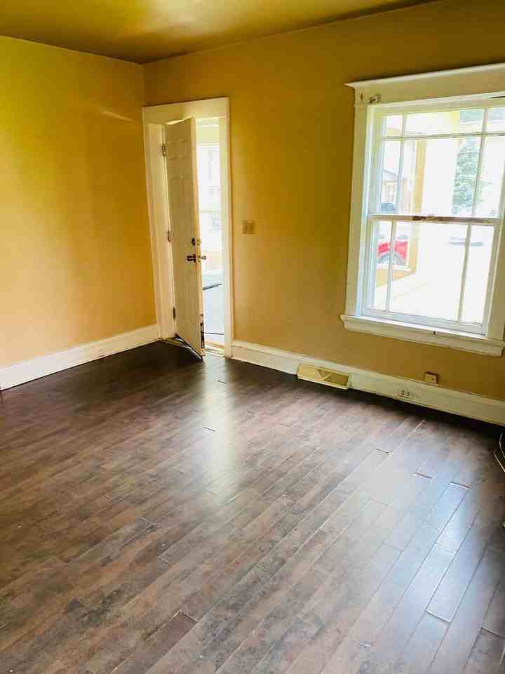 337/339 Shenango Blvd - Photo 3 of 6