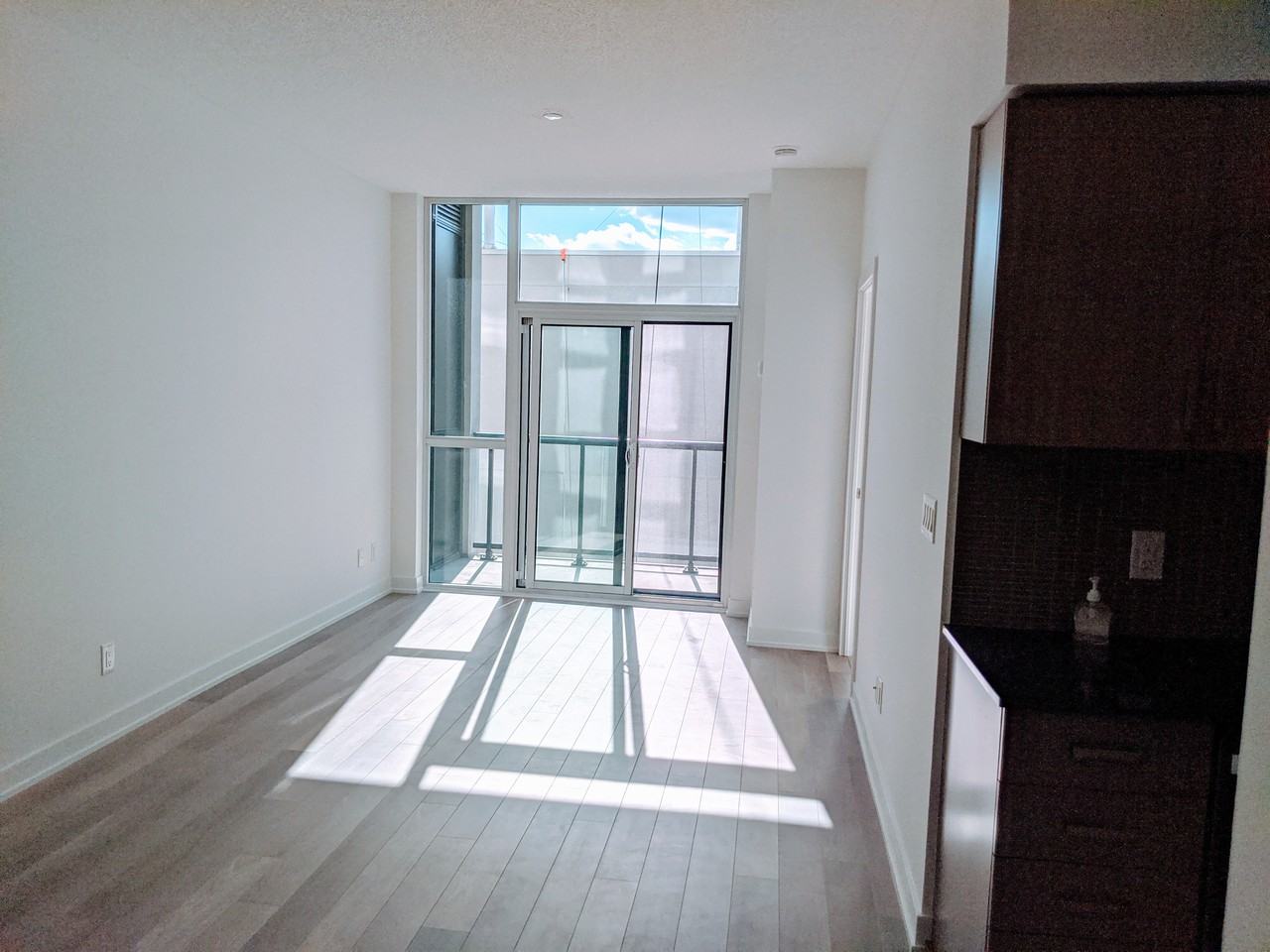 1603 Eglinton Avenue West - Photo 5 of 21