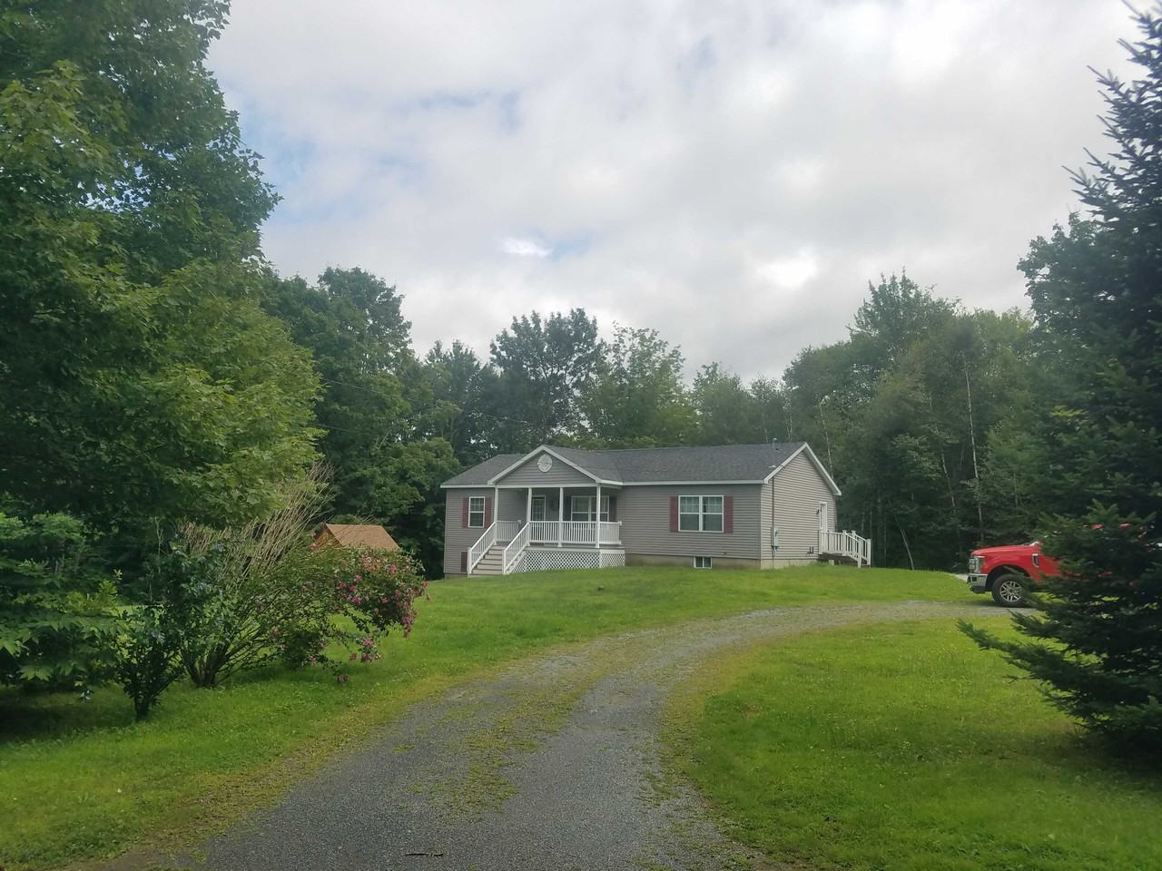 31 Elliots Landing Rd - Photo 3 of 9