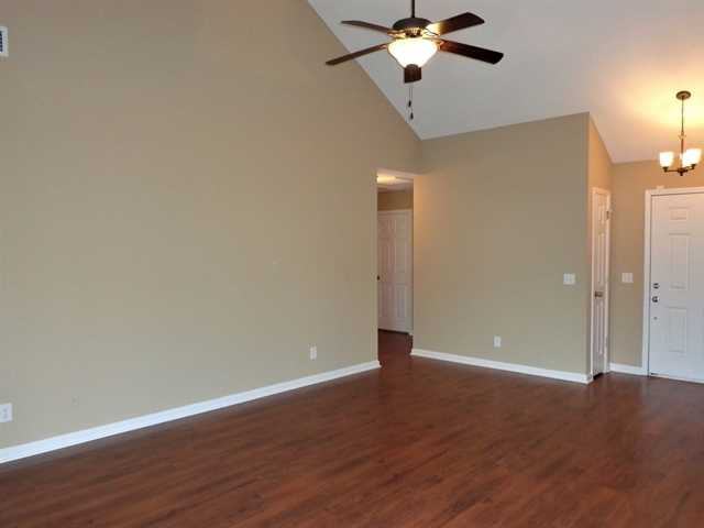 6 Rainier Ln - Photo 2 of 16