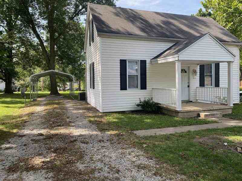 821 Edward St - Photo 2 of 17