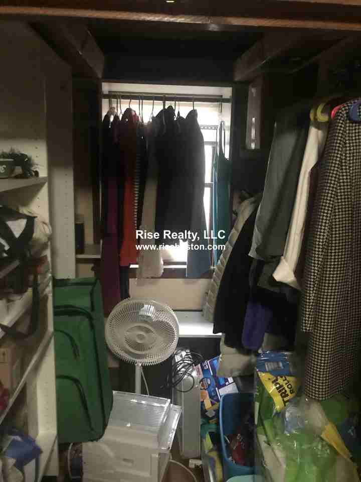 14 Lake St - Photo 3 of 17