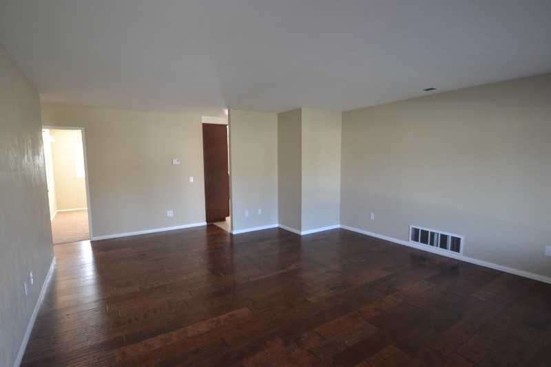 12798 Fremontia Ave - Photo 3 of 8