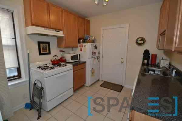 1249-53 W Henderson/3323-25 N Lakewood - Photo 3 of 6