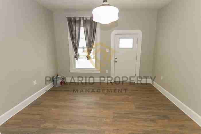 1123 Churchman Ave - Photo 3 of 47