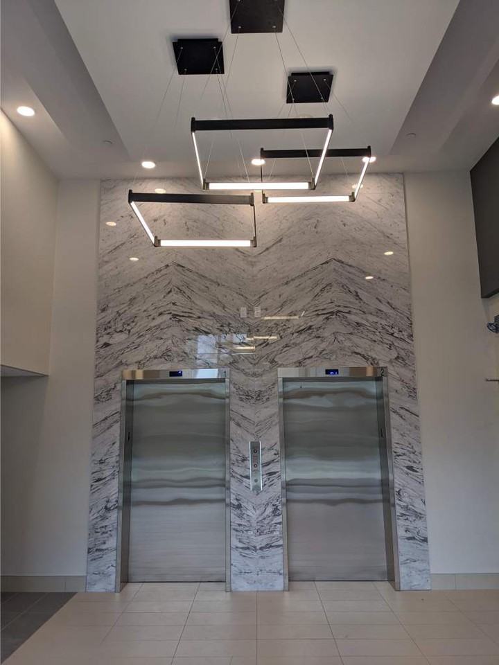 256 Lester Street - Photo 3 of 15