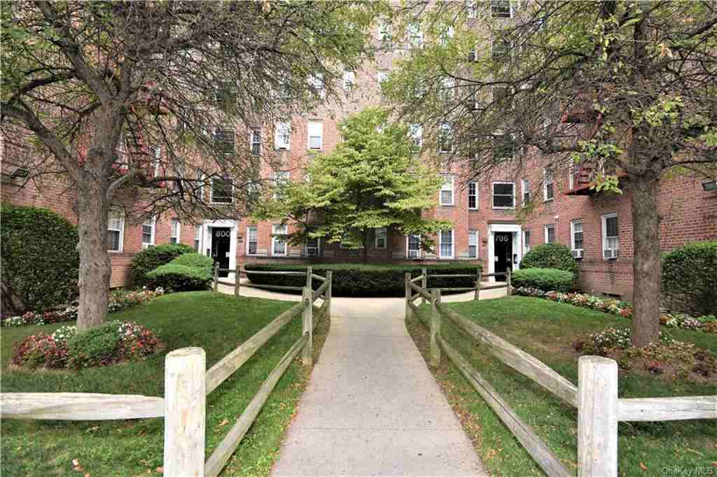 796 Bronx River Rd, Yonkers, NY 10708, USA 6 unit Rentals Zumper