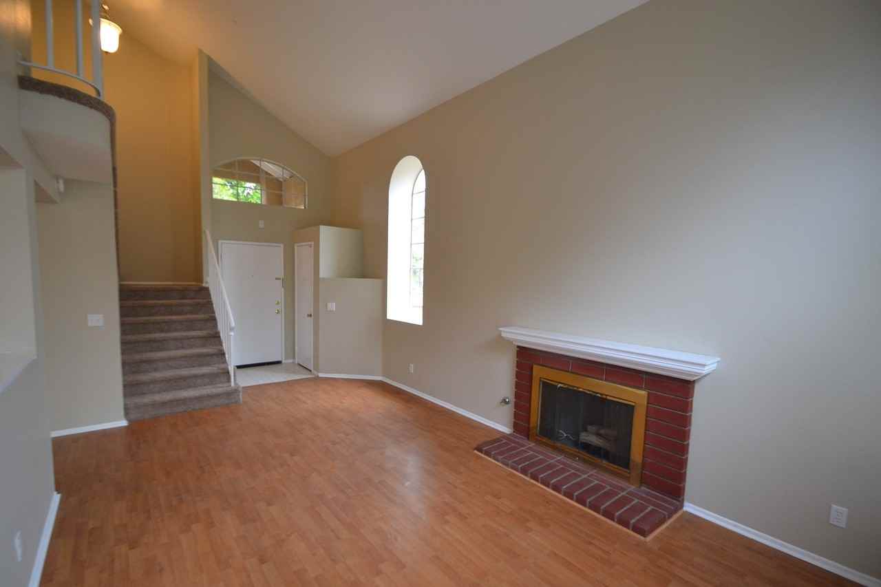 15049 Fuchsia Ct - Photo 2 of 8
