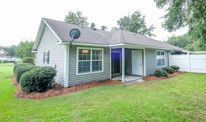 135 Dalton Cody Dr - Photo 2 of 12