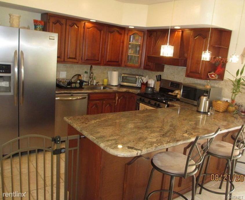 5017 Rubio Ave - Photo 2 of 11