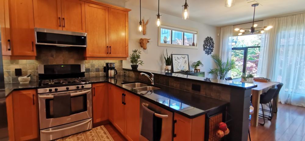 9628 Second St - Photo 3 of 8