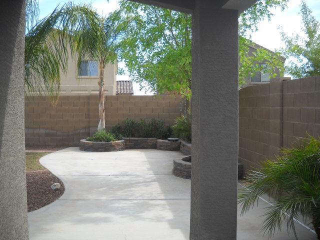 11733 W Softwind Dr - Photo 2 of 37