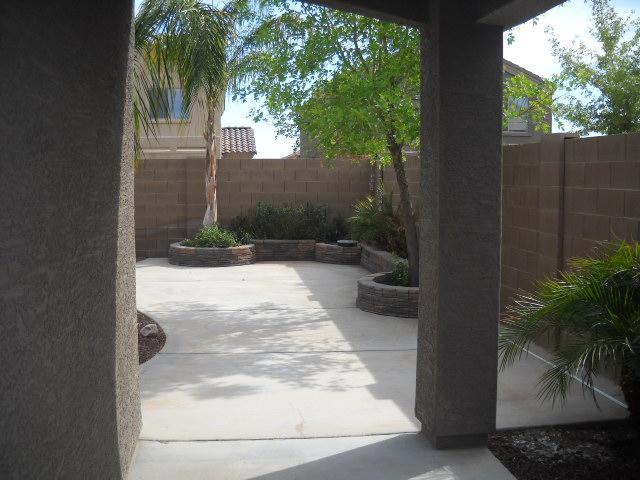 11733 W Softwind Dr - Photo 3 of 37