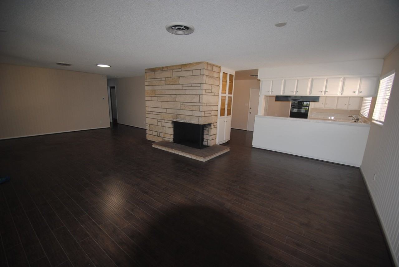16312 Itasca St - Photo 3 of 12