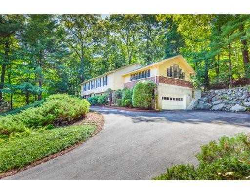 10 Bushnell Dr - Photo 2 of 29