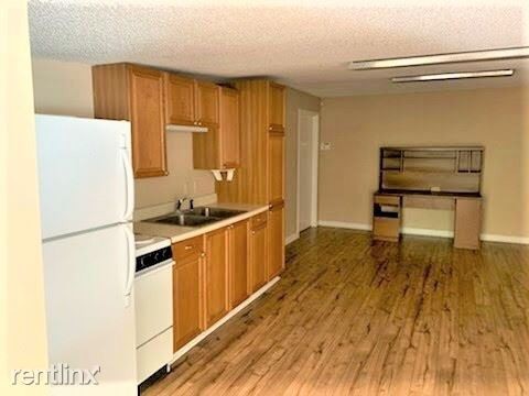 1400 Mills Hwy - Photo 3 of 9