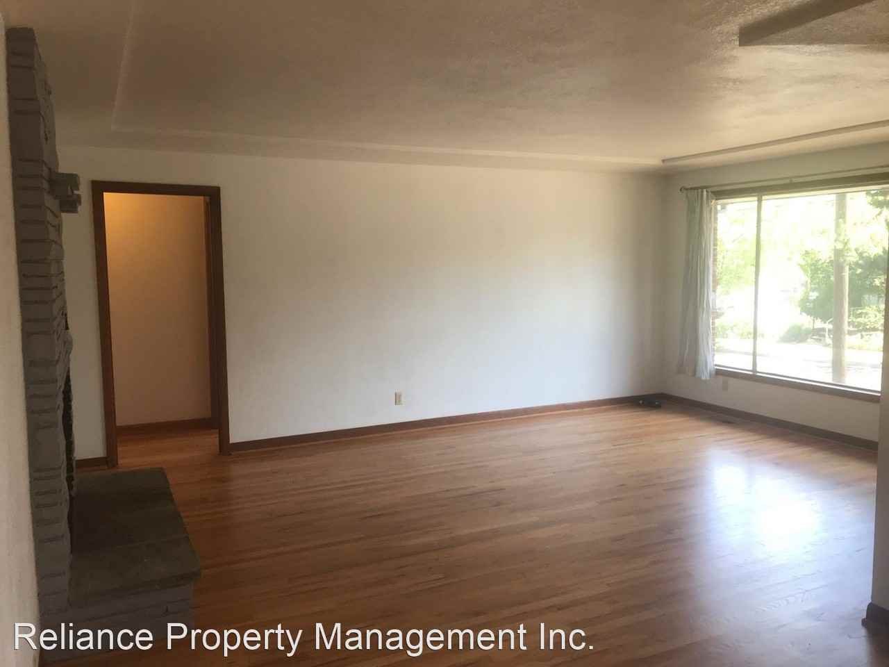 6933 N Williams Ave - Photo 2 of 17