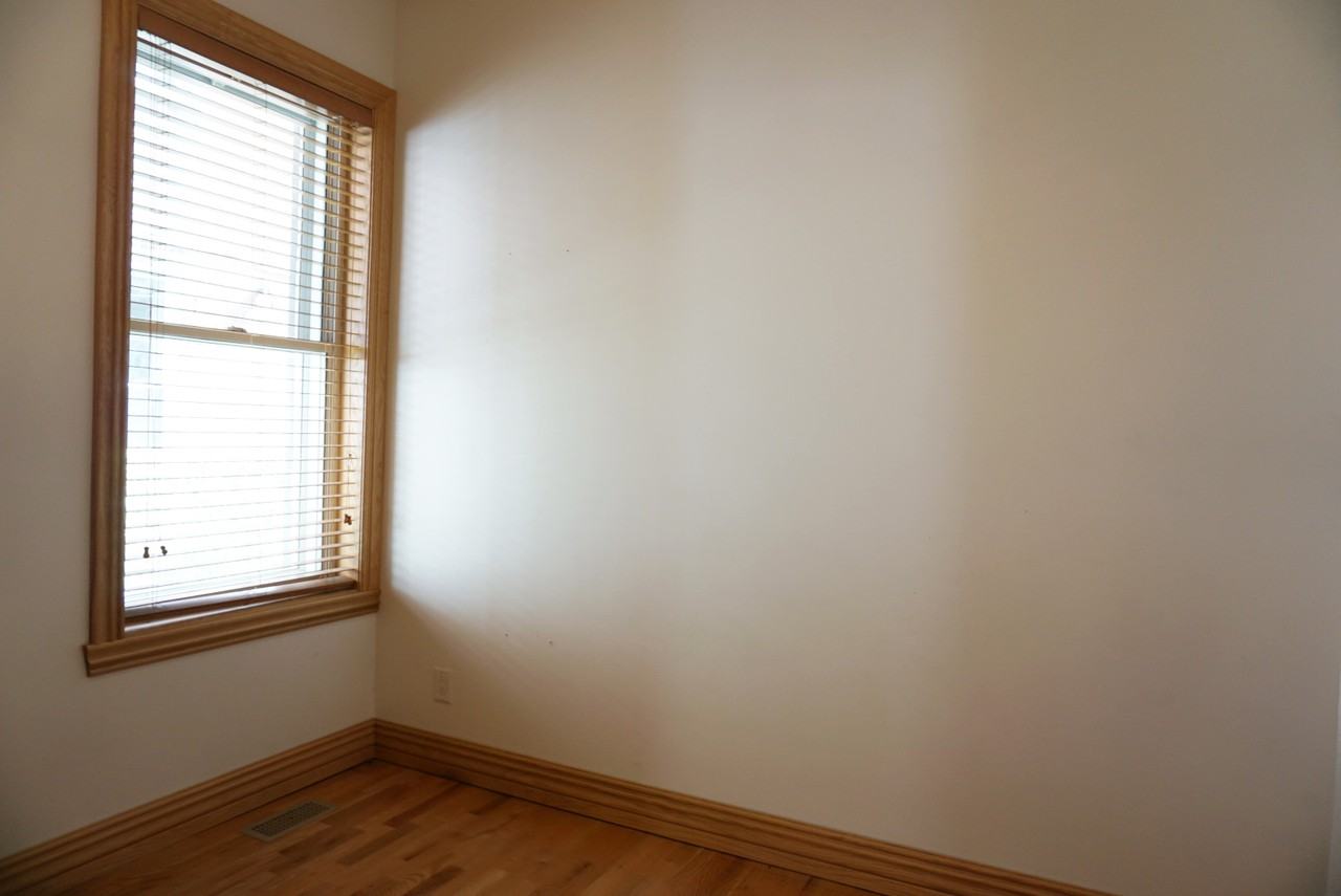 5626 Av De Lorimier - Photo 2 of 29