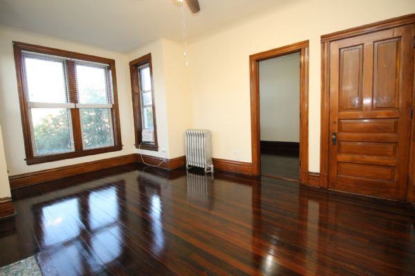 N Fremont & W Waveland #3F - Photo 2 of 15