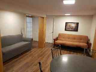 5817 Avenue Coolbrook #A