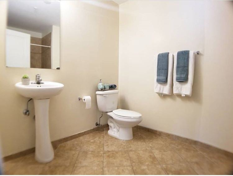 845 Newark Avenue - Photo 2 of 3