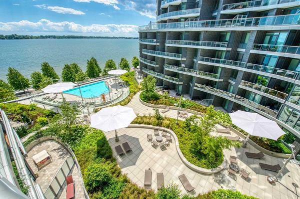 1 Edgewater Drive #612