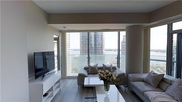 12 York Street #2004