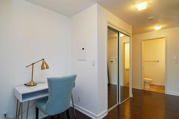 12 York Street #2210