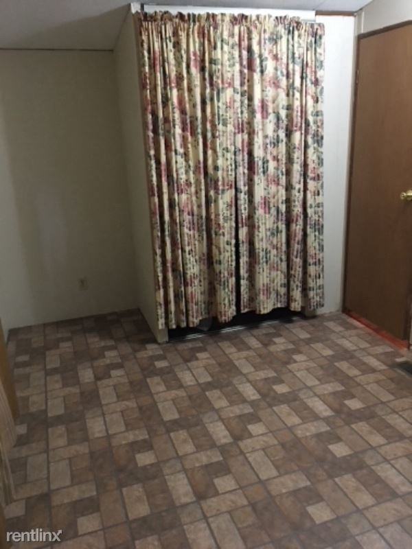 6209 Angle Dr - Photo 3 of 14