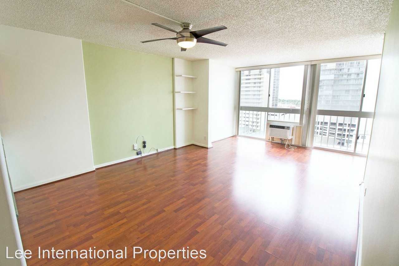 475 Atkinson Dr #1006