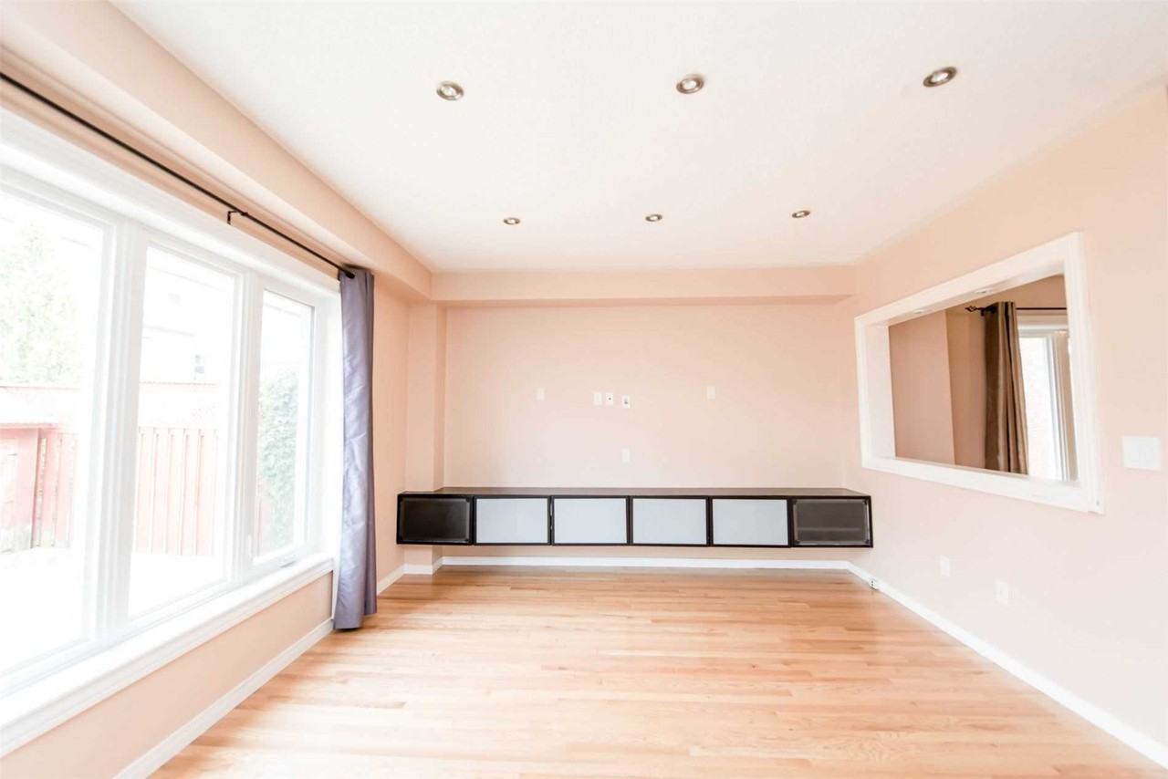 Millcliff Millcliff Circle - Photo 3 of 8