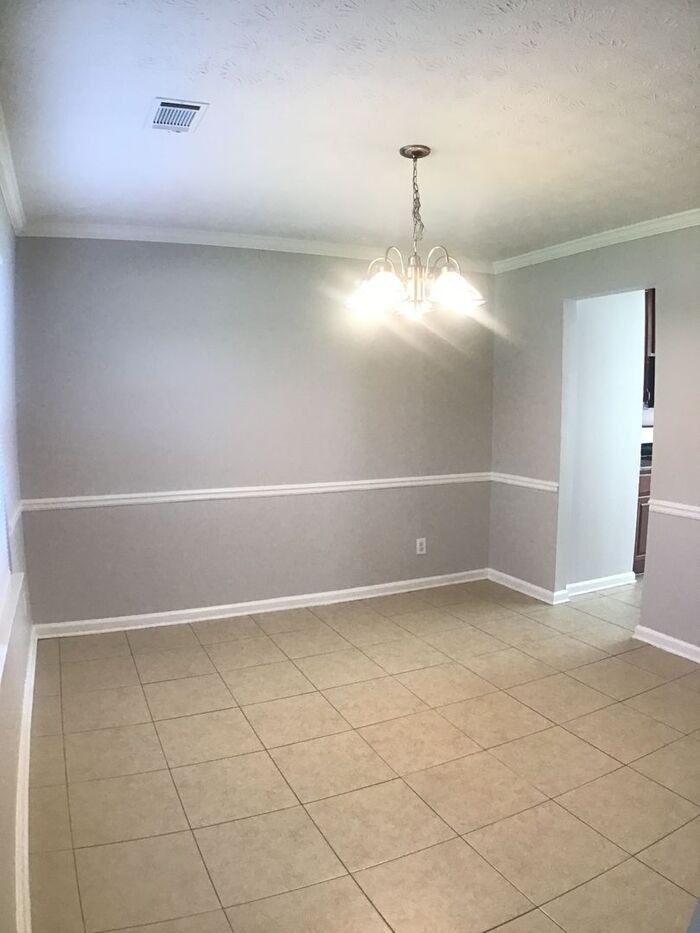 5045 Promenade Dr Sw - Photo 2 of 27