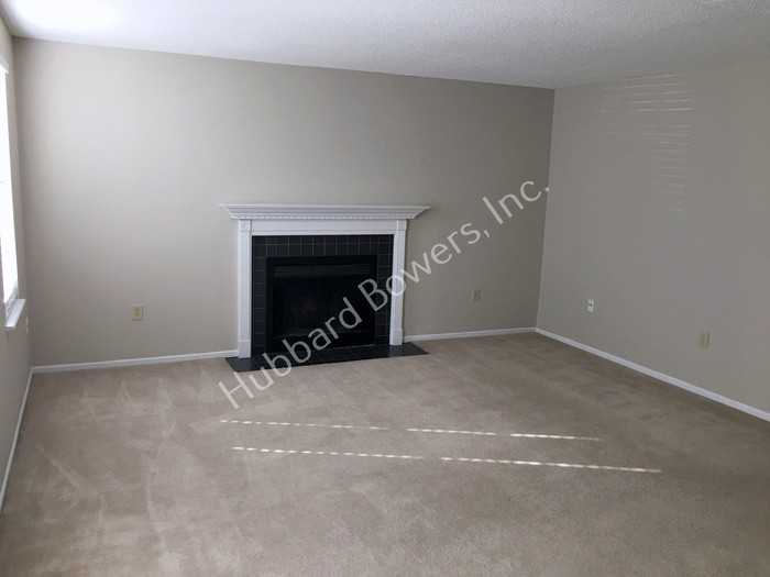 1201 Hulon Cir - Photo 2 of 13