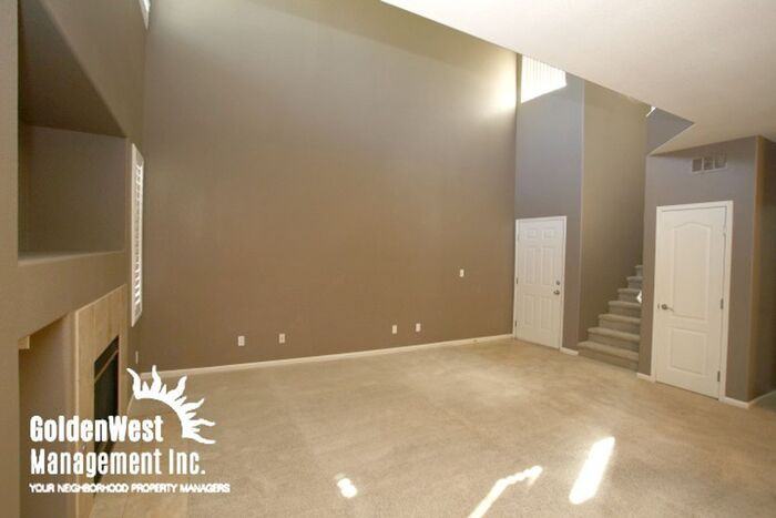 1604 Queen Victoria St #103 - Photo 2 of 18