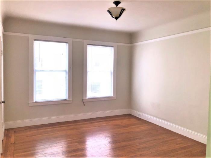 34 Buchanan St - Photo 3 of 8