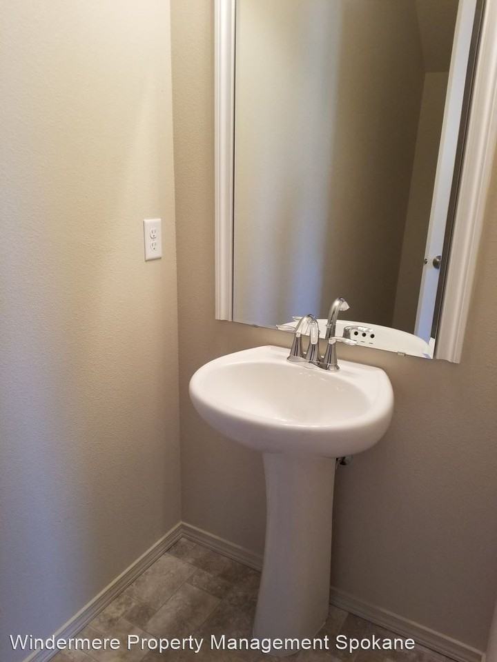 515 S King St - Photo 2 of 29