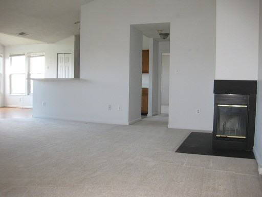 901 Blue Leaf Ct #L - Photo 2 of 11