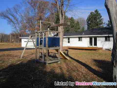 2816 229th Ave NE - Photo 2 of 14