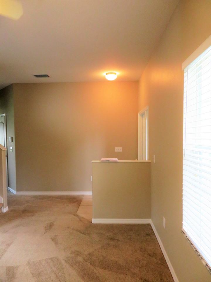 7506 Turtle View Dr - Photo 4 of 33