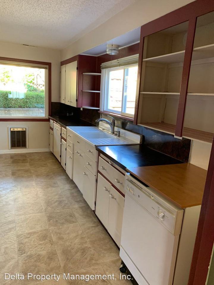 4626 S 3rd Ave - Photo 3 of 18